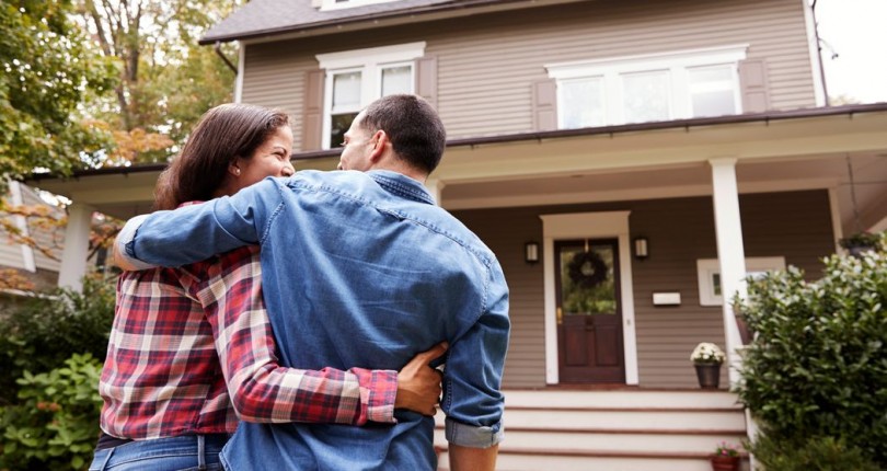 The housing market is ‘far from normal.’ Here’s what 5 economists and real estate think will happen next